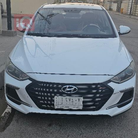 هیوندای ئەلەنترا
